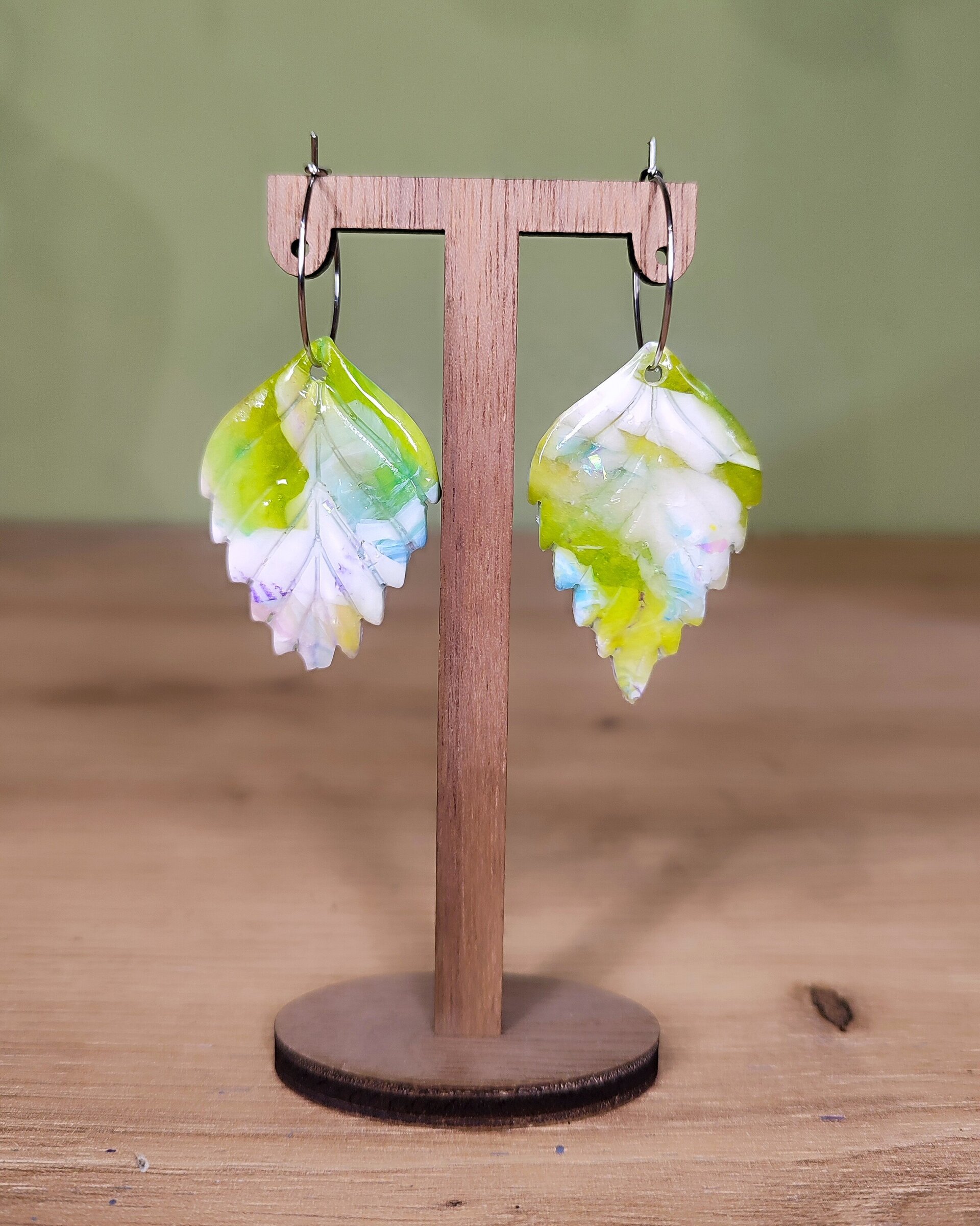 Pendientes hojas multicolor 1 - 2