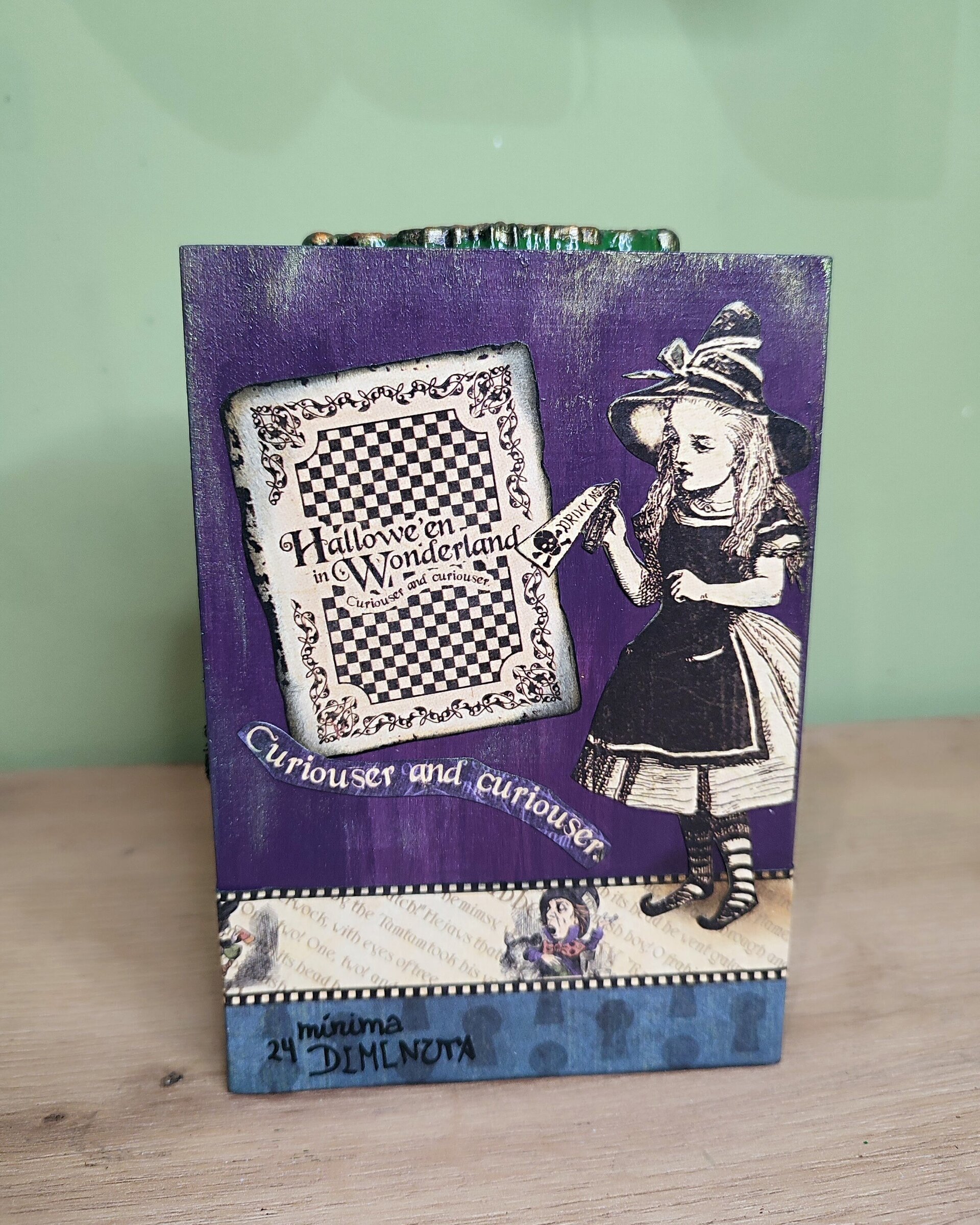 Halloween in Wonderland - 3