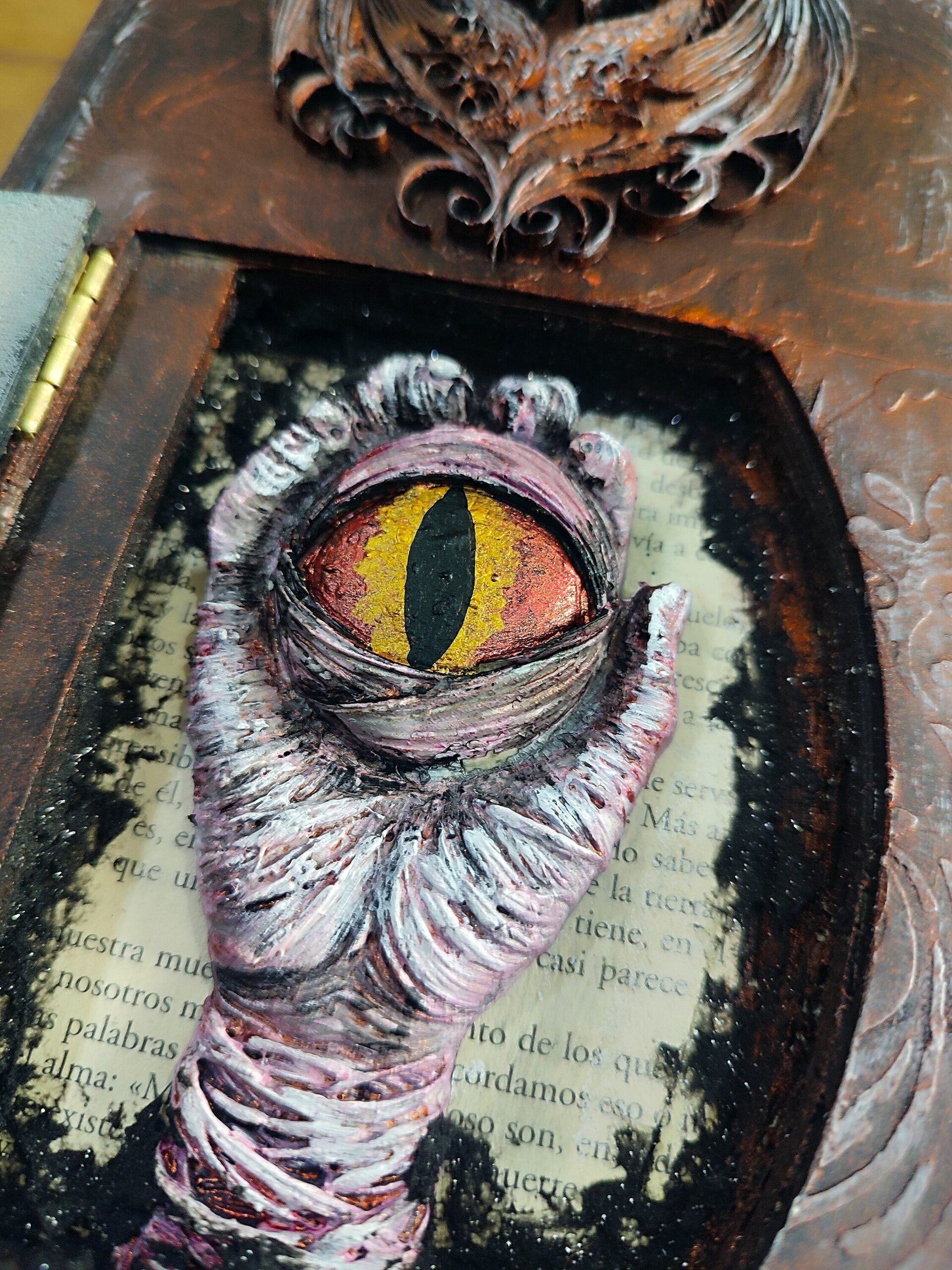 Libro decorativo The Eye - 3