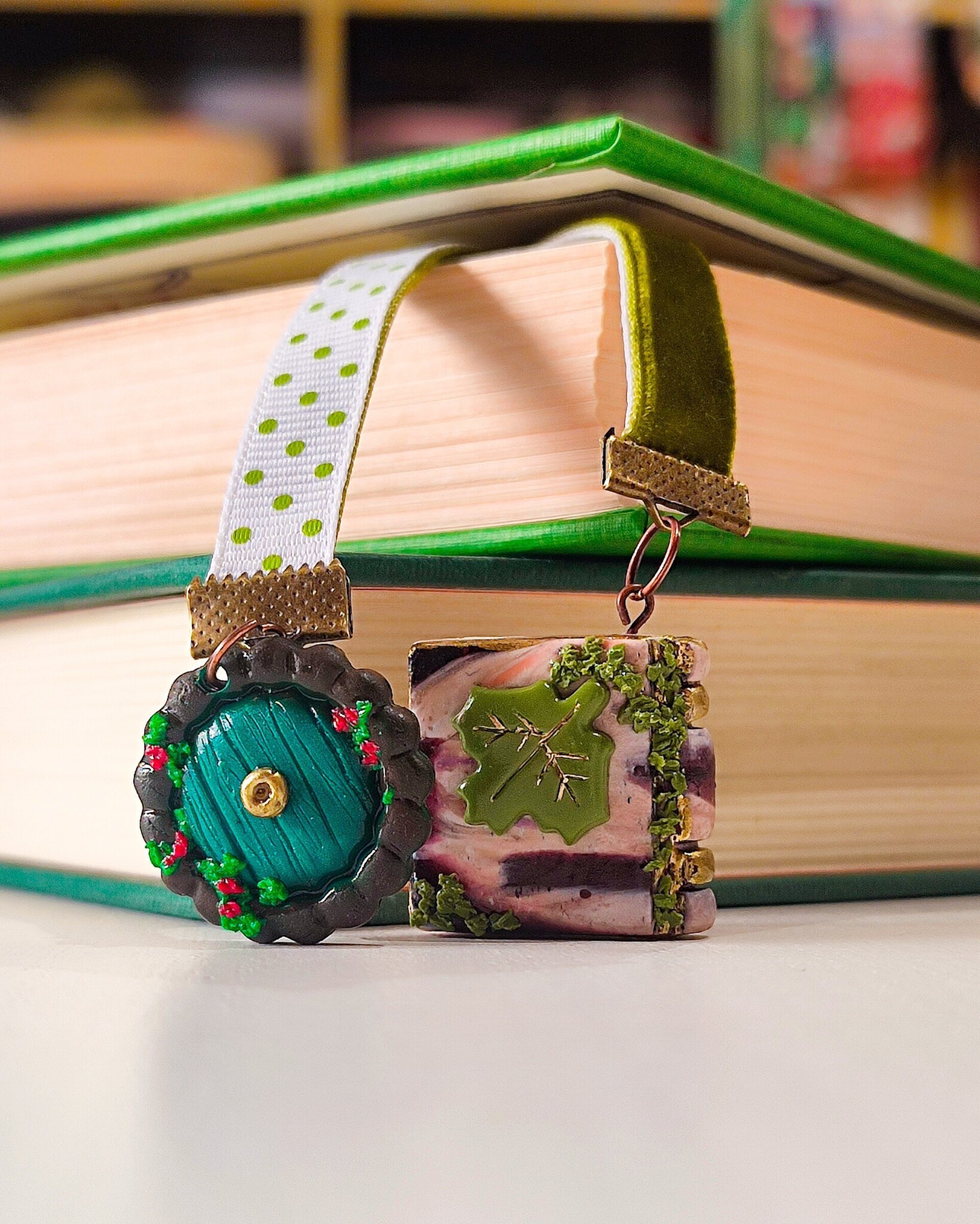 Marcapáginas Bolsón Cerrado - 1