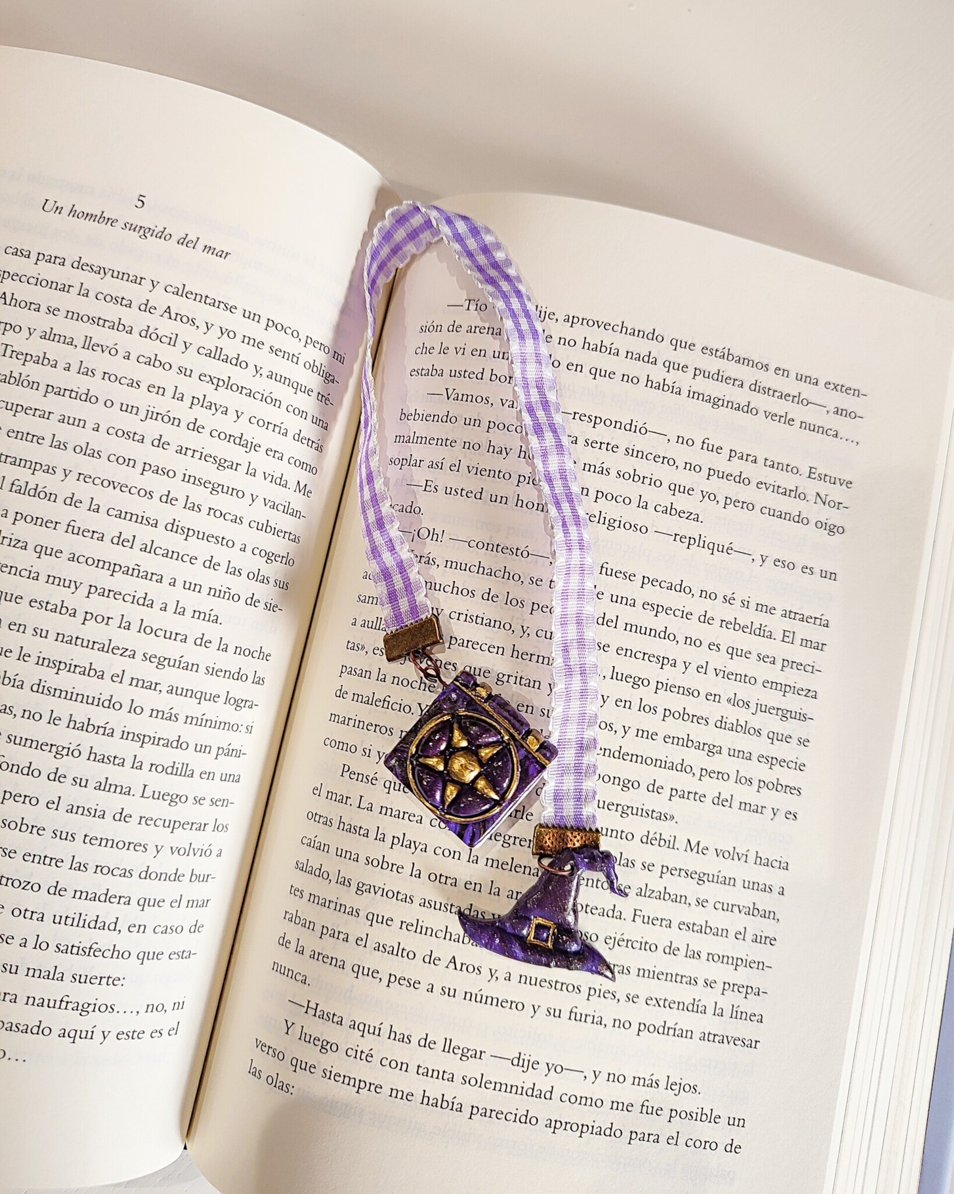 Marcapáginas Hechizo entre páginas - 2