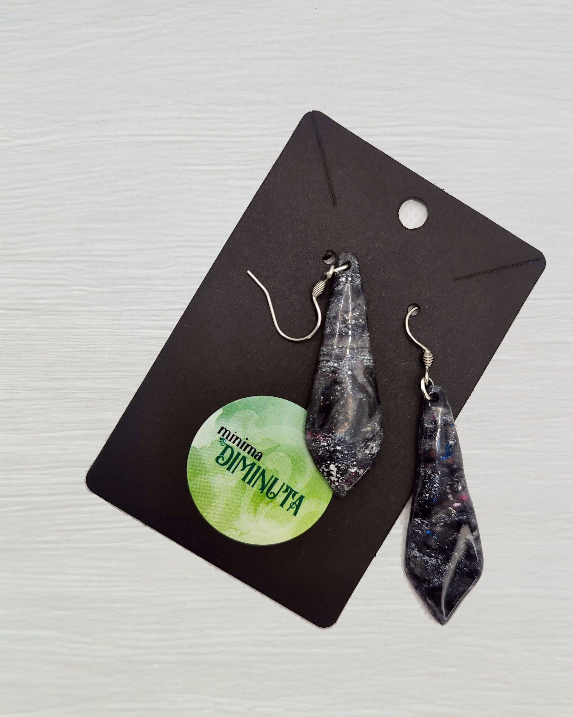 Pendientes largos grises y negros - 2